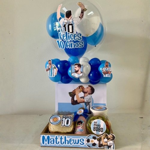 Desayuno infantil temático de fútbol decorado en Bogotá
